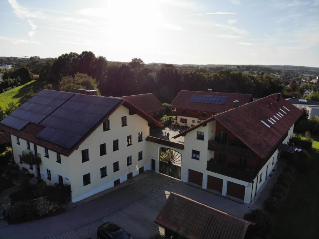 Schoenauerhof- Urlaub Im Gruenen Aber Doch In Der Stadt Passau Buitenkant foto